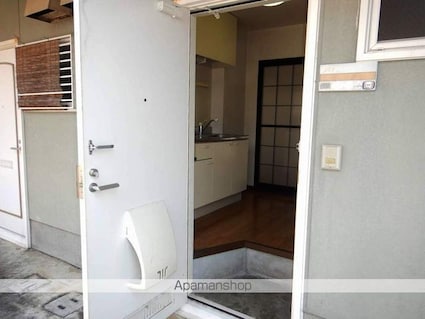 フレグランス千代[1K/22.33m2]の玄関