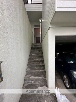 日野市三沢３丁目戸建[3DK/91.31m2]のエントランス