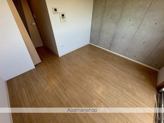 セレニテ桃谷の内装写真
