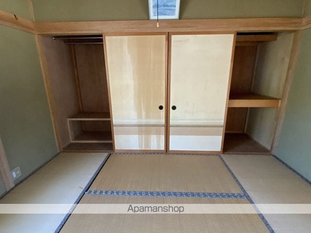 三日町貸家の内装写真