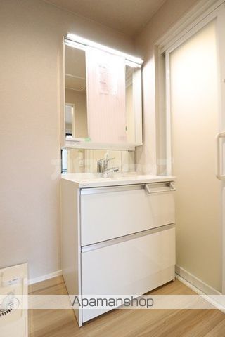 レジデンスヒューゲル鶴ヶ丘IIの内装写真