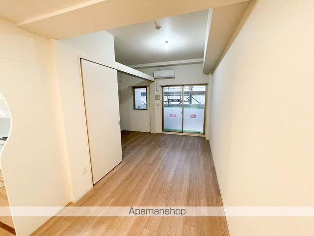 セレニテ西中島アリア弐番館の内装写真