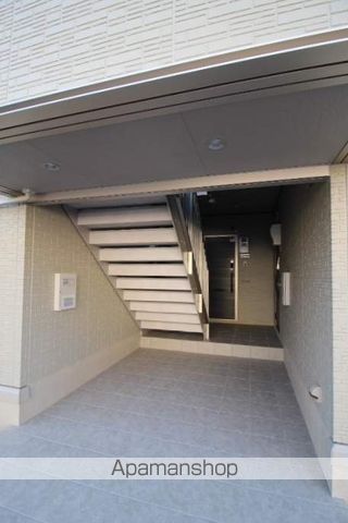 メゾンOTCの玄関写真