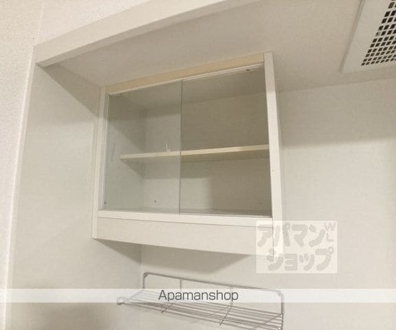ヴェルビュ二条城東の内装写真