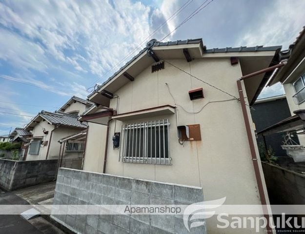 東野4丁目借家の外観写真