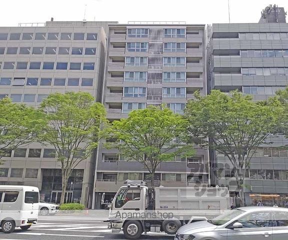 エスリード烏丸御池の外観写真