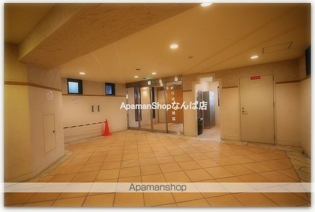 アスリート本町西の玄関写真