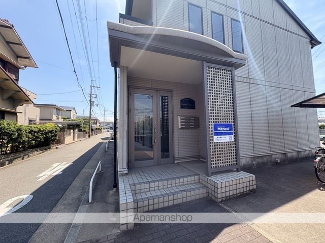コンフォートビレッジ A棟の玄関写真