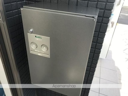 セレーノ石山[1K/33.56m2]のエントランス