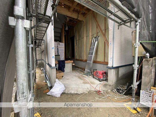 グランティック今宿の玄関写真