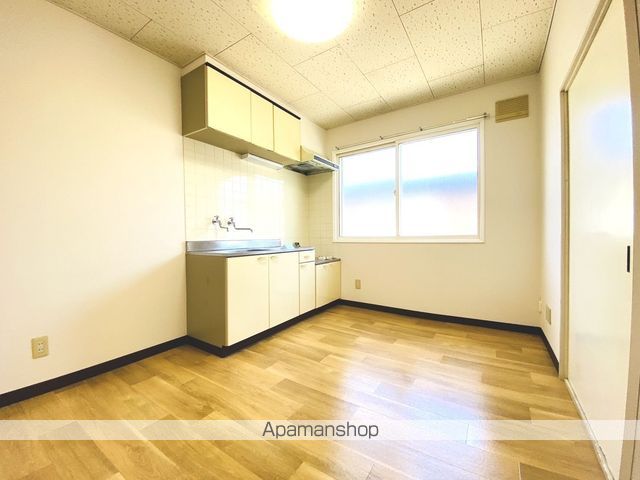 ピアパレス白鳥の内装写真