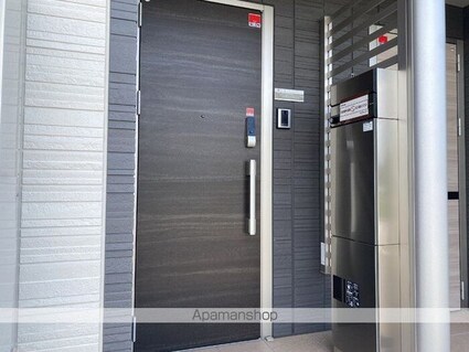 キキョウＫ．ＴツバキＫ．Ｔ　ツバキＫ．Ｔ[1LDK/45.5m2]のエントランス