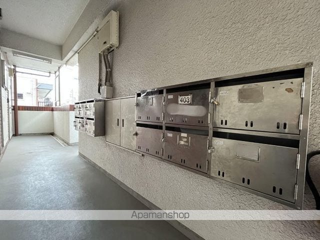 TOビル53の玄関写真