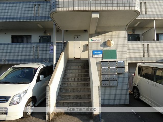 伊敷ニュータウンひまわりハイツの玄関写真
