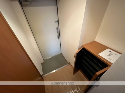 滋賀県草津市野路東６丁目[1DK/30.55m2]の玄関