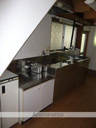 関川貸家[5K/76.03m2]のキッチン