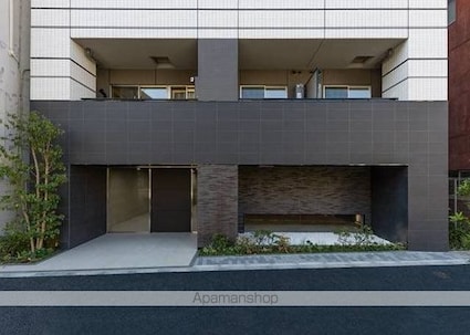 東京都台東区浅草５丁目[2LDK/50.79m2]のエントランス