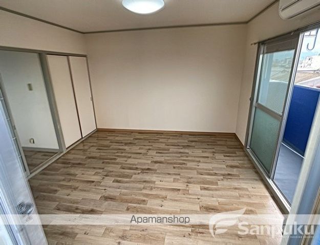 サニープレイスの内装写真