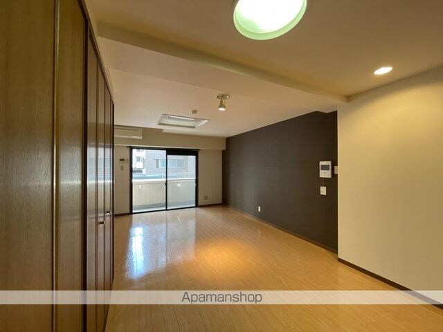 香川県高松市錦町１丁目[1K/32m2]の内装1