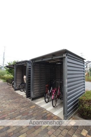 オリーブC棟の外観写真
