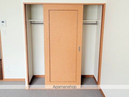 レオパレスリラ[1K/23.18m2]の玄関