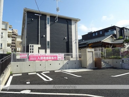 アインタウゼント３[1K/29.17m2]の外観2