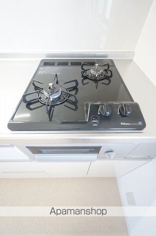 イゾラ ドゥエの内装写真