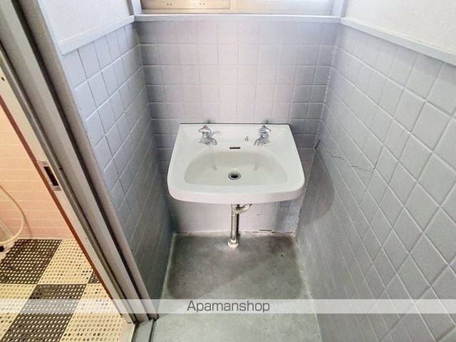 鎌須賀茶屋戸建の内装写真