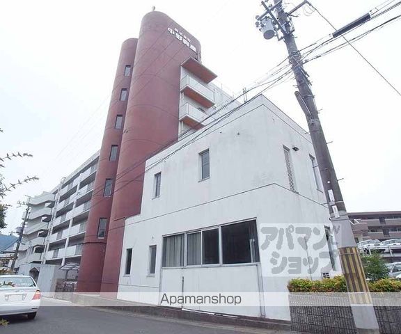 プルーリオン勧修寺の外観写真