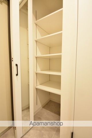 レジデンス北18条の内装写真