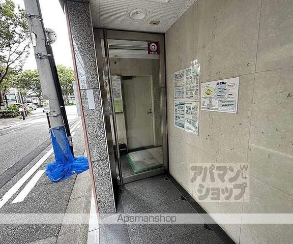 グランドパレス御池の玄関写真