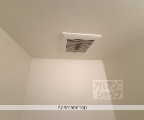 ヴァンヴェルデ西京極の内装写真