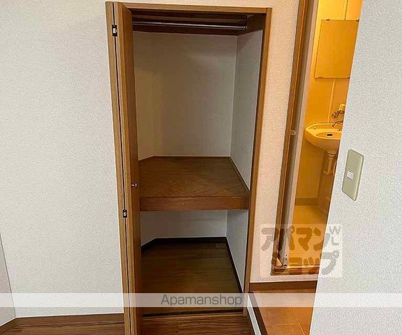 コモド清水の内装写真