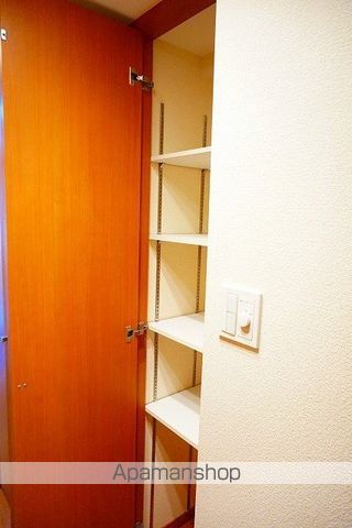グリフォーネ横浜・中央の内装写真