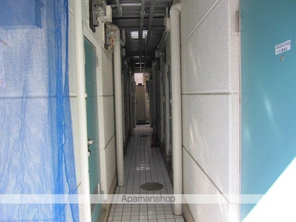 プラザドゥクリムゾン[1R/14m2]のエントランス1