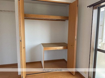 クローバー南川添[1DK/34.25m2]の収納