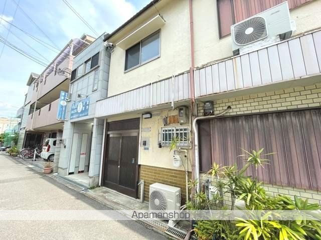 八坂町30-6左端貸家の外観写真