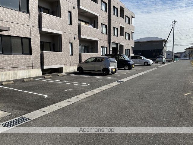 ル シールの外観写真