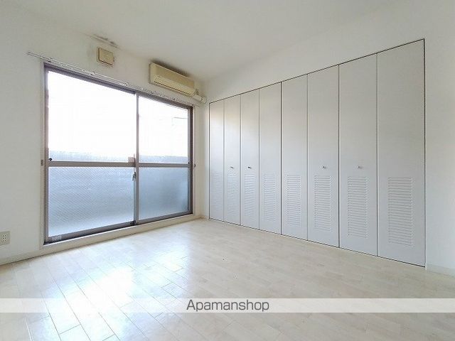 フロンティア中川の内装写真
