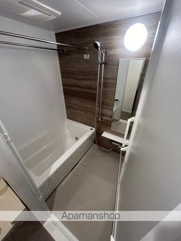 ザ・パークハビオ新御徒町の内装写真