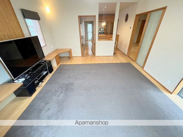 宮崎市 1階建 築20年の内装写真