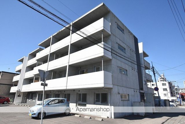 ワンダーハイム中の島の外観写真