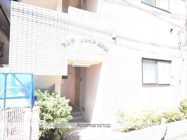 モンテリサイア淵野辺の玄関写真