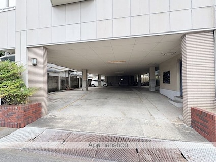 和歌山県和歌山市砂山南２丁目[1K/25m2]の駐車場