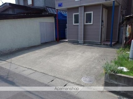 コーポ乗田[1DK/36m2]の駐車場2