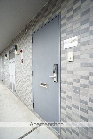 メゾン・アージュの玄関写真
