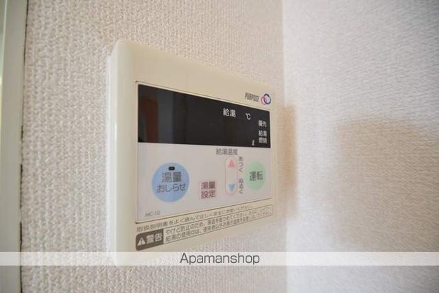 コーカサスBの内装写真