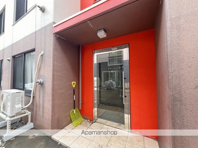 Gアメニティーズ南4条の玄関写真