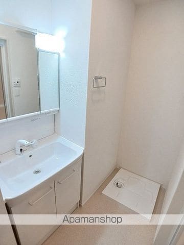 ヒカルサ仰木の里IIの内装写真