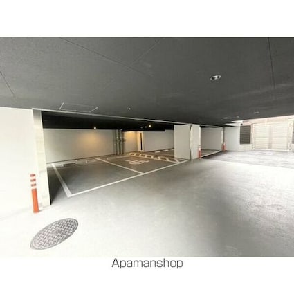 プラウドフラット本所吾妻橋[1LDK/40.17m2]の駐車場
